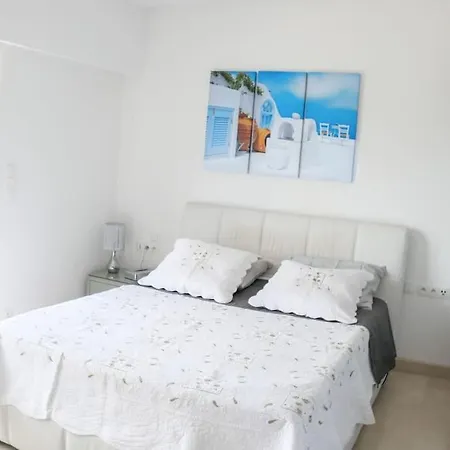 Villa Stunning Private With Pool In *
